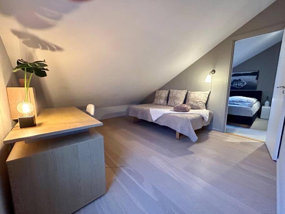Lys Leilighet Med Fine Uteplasser Fredrikstad Extérieur photo